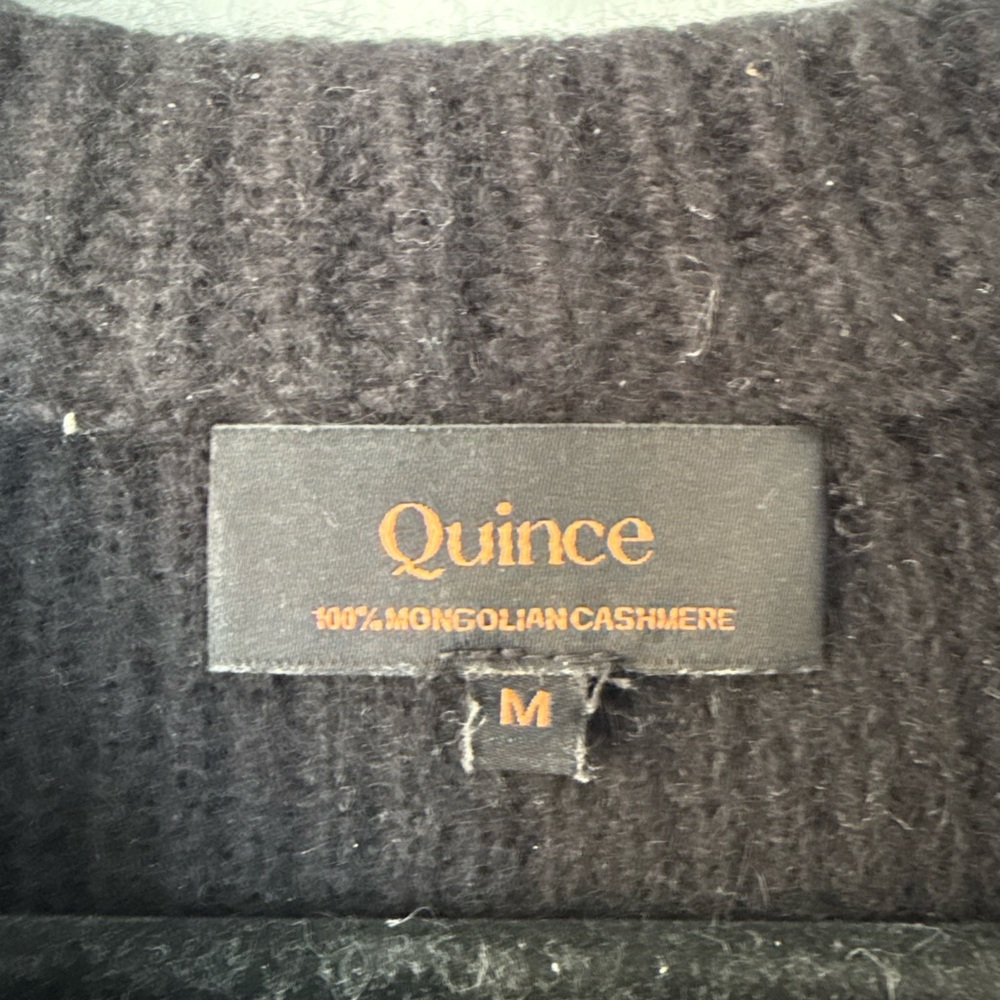 Quince Women's Classic Black Crew Neck Sweater 100% mongolian cashmere - Picture 6 of 7